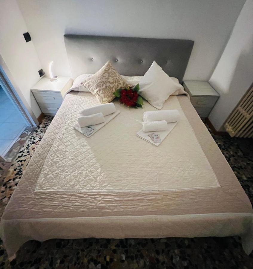 Casa Vacanza Elena Верона Экстерьер фото